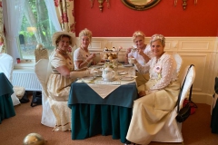 2-pride-and-prejudice-dames-tea-time-echten